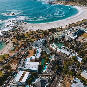 https://beach-views-camps-bay-village.hotels-capetown.com