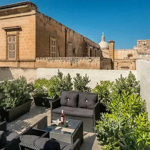 3* Pensión Kampnar Living